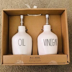 Rae Dunn oil and vinegar